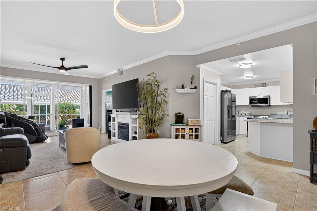 VANDERBILT VILLAS - Residential