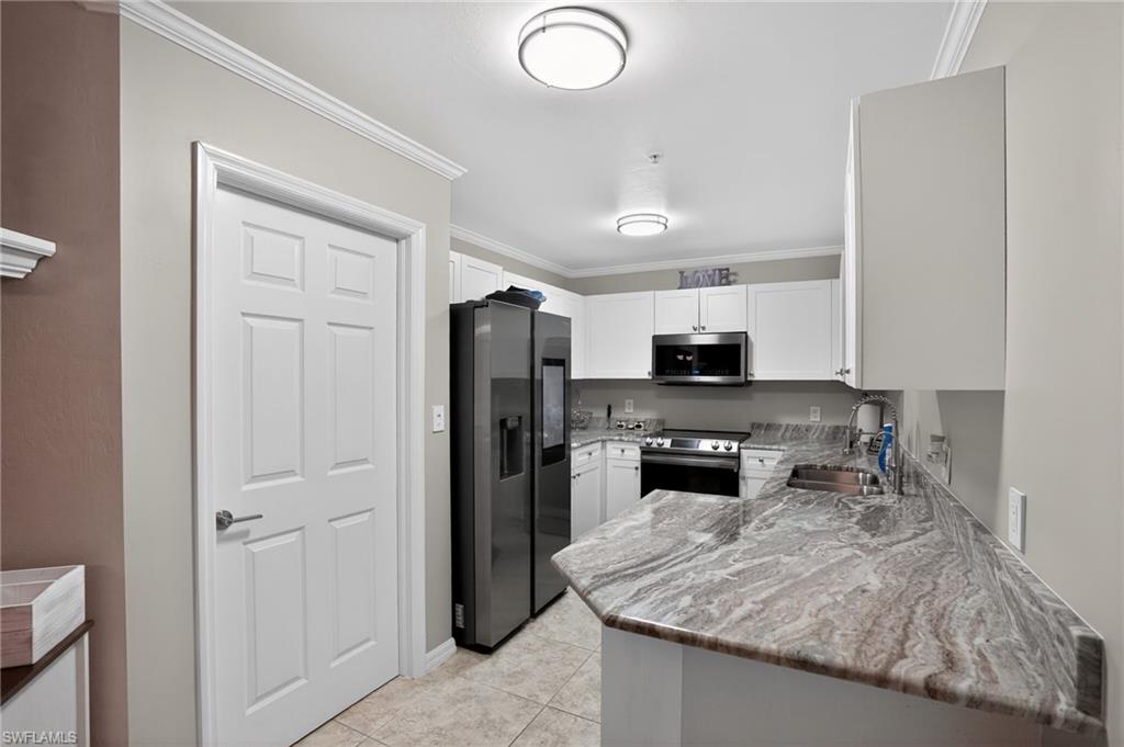 VANDERBILT VILLAS - Residential