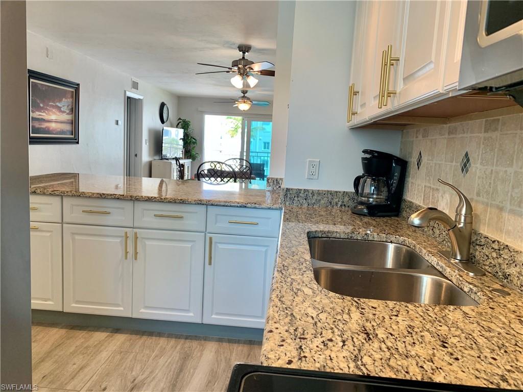 LEONARDO ARMS BEACH CLUB - Residential