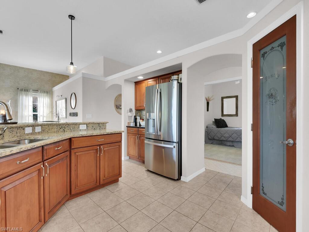 CYPRESS LINKS - Residential