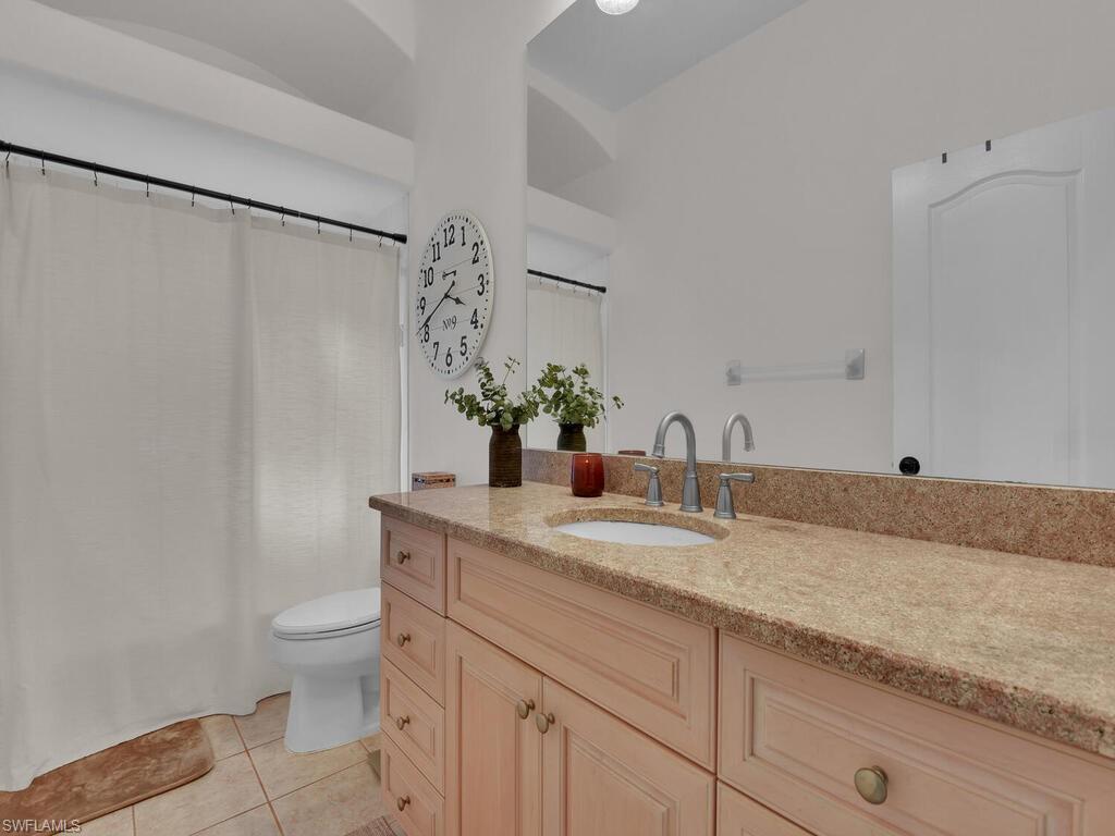 CYPRESS LINKS - Residential