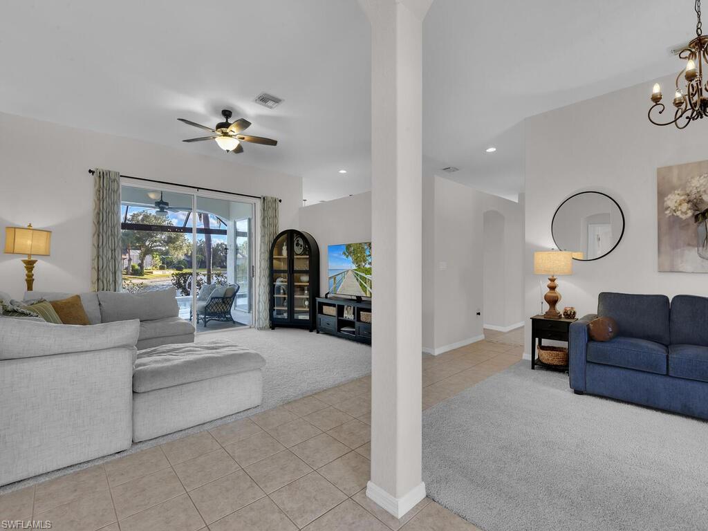 CYPRESS LINKS - Residential