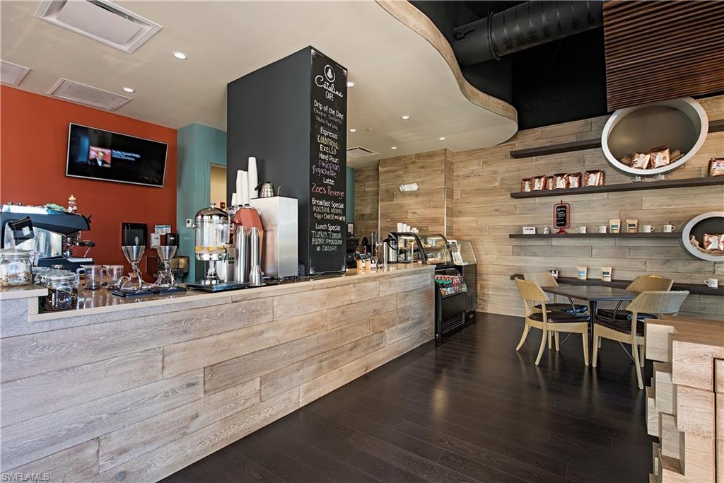 NAPLES BAY RESORT - Residential