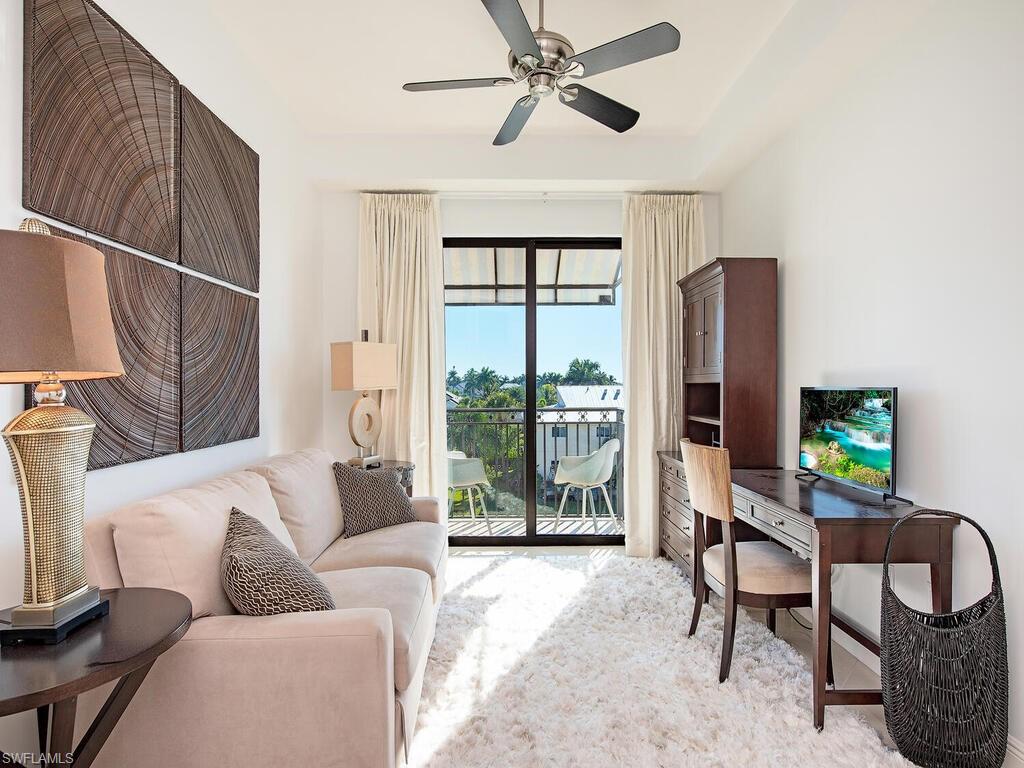 NAPLES BAY RESORT - Residential