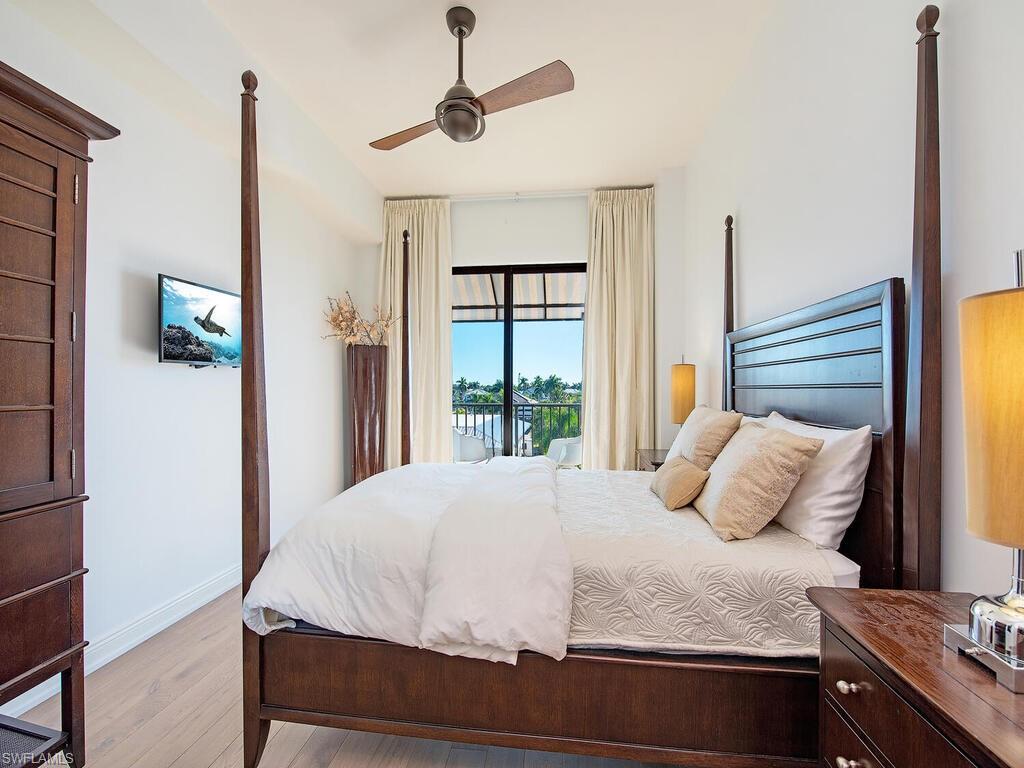 NAPLES BAY RESORT - Residential