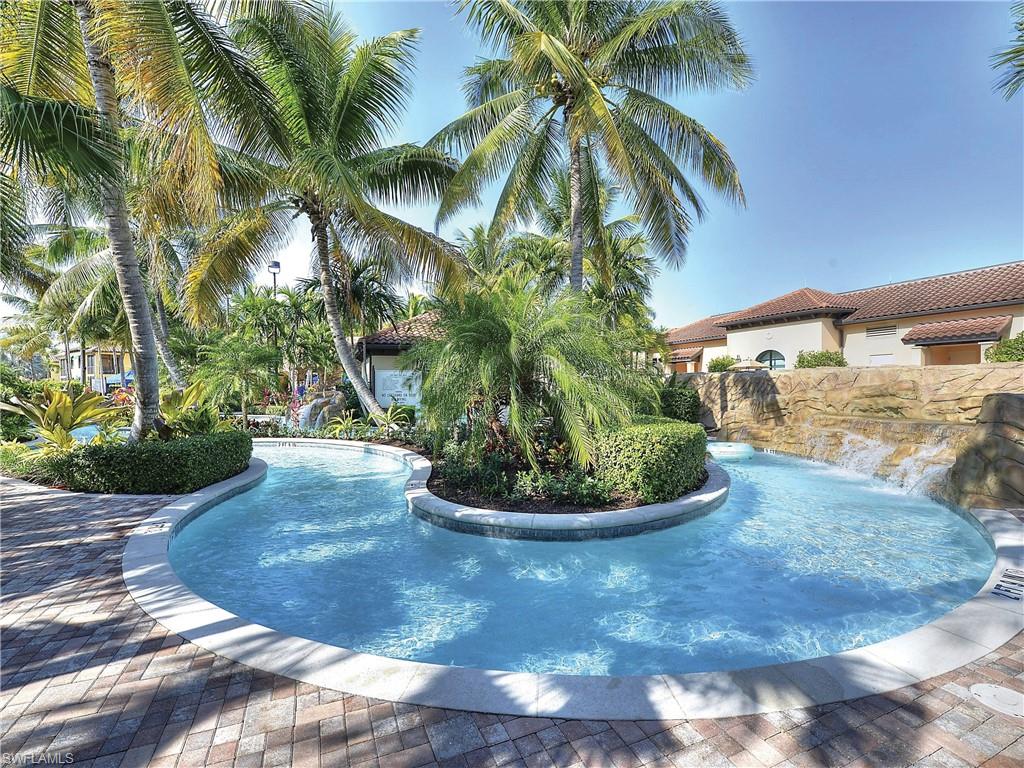 NAPLES BAY RESORT - Residential