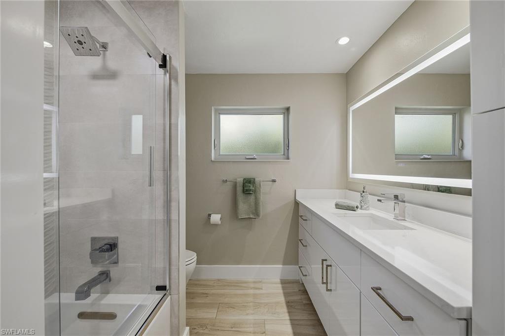 PARK SHORE - Residential