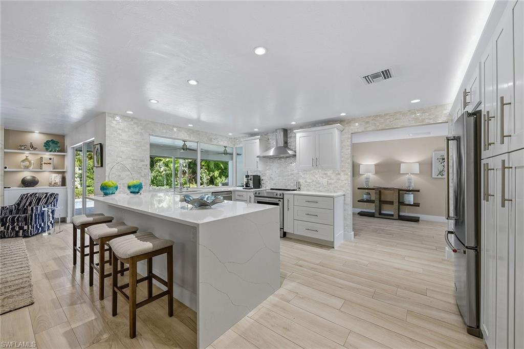 PARK SHORE - Residential