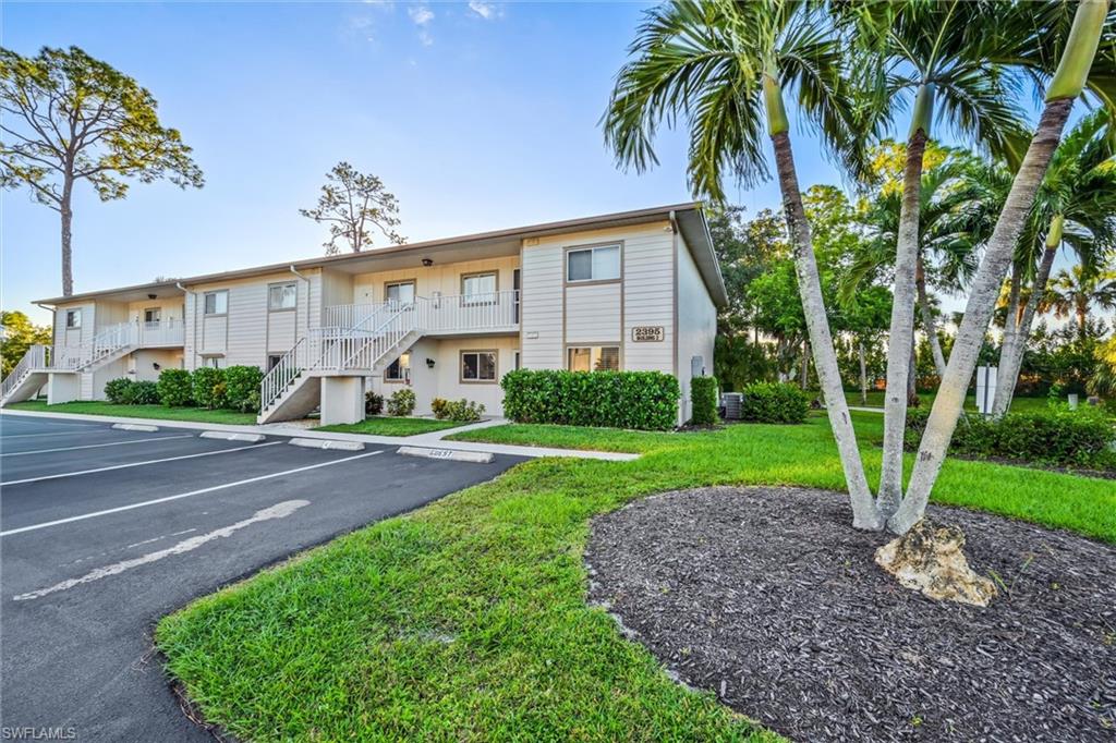 2395 Naples Trace CIR 4