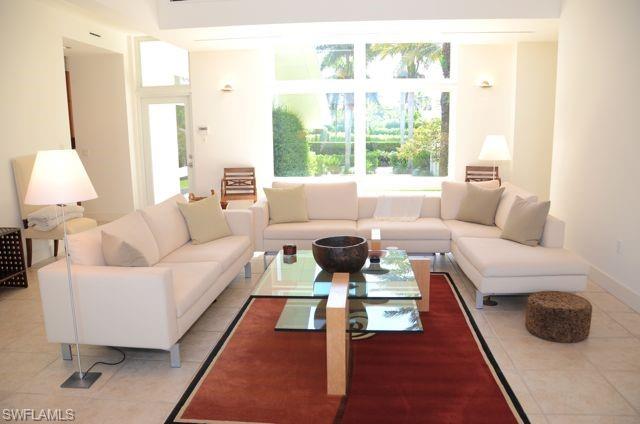 OLDE NAPLES - Residential Lease