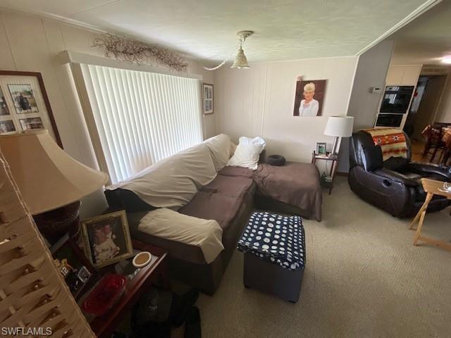 LAUREL ESTATES MOBILE HOME VIL - Residential