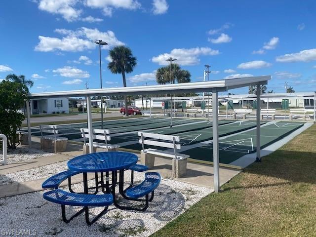 LAUREL ESTATES MOBILE HOME VIL - Residential