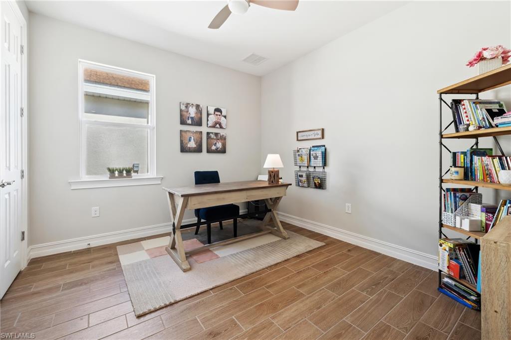 VENETIAN POINTE - Residential