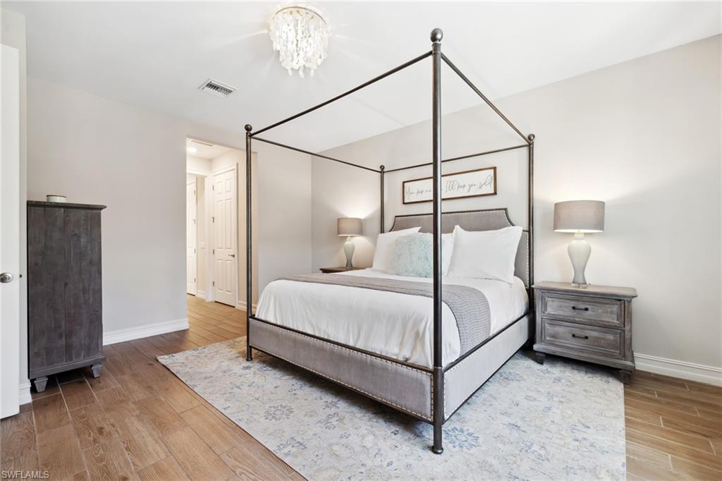 VENETIAN POINTE - Residential