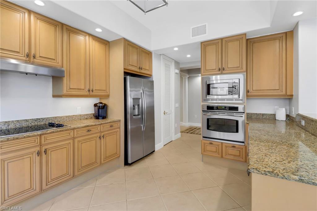 AVELLINO ISLES - Residential