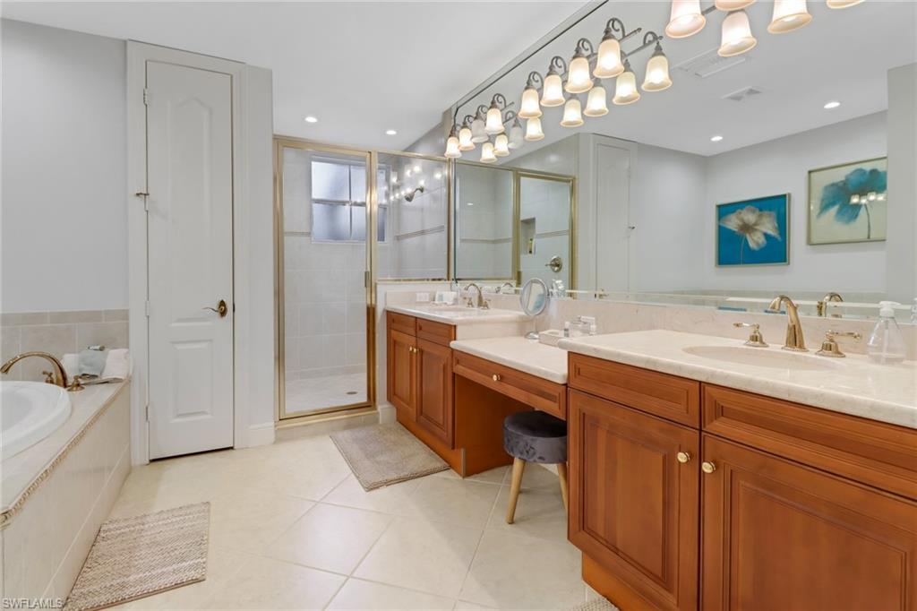 AVELLINO ISLES - Residential