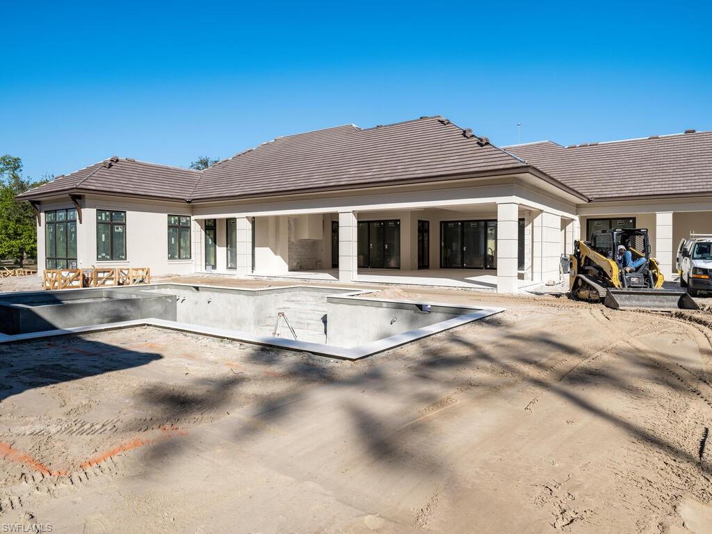 LIVINGSTON WOODS - Residential