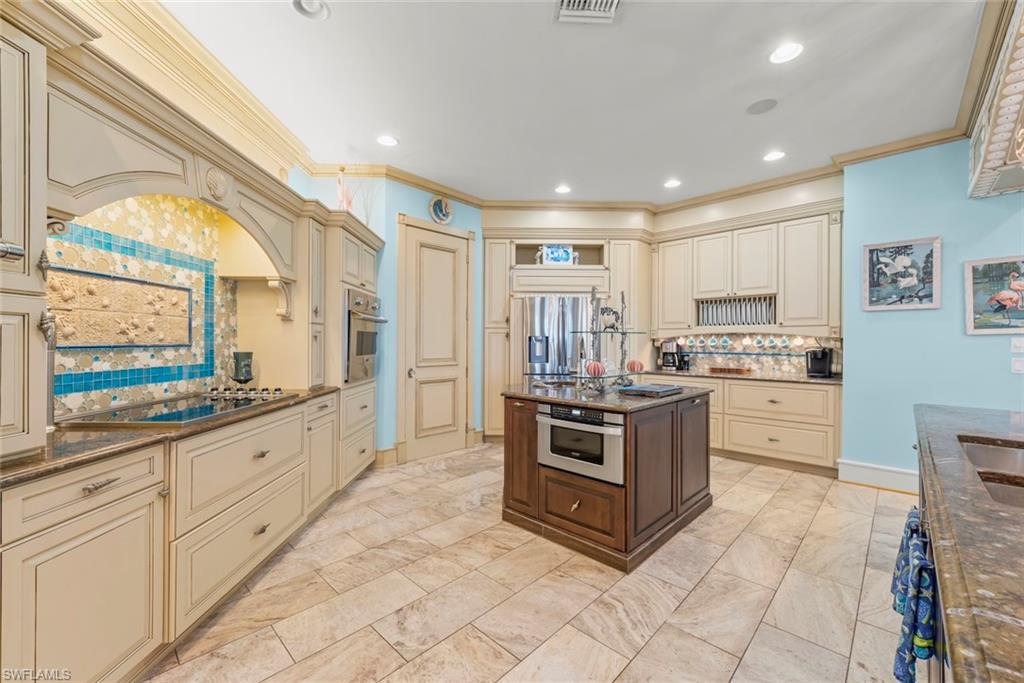 CHATEAUX SUR MER UNREC - Residential