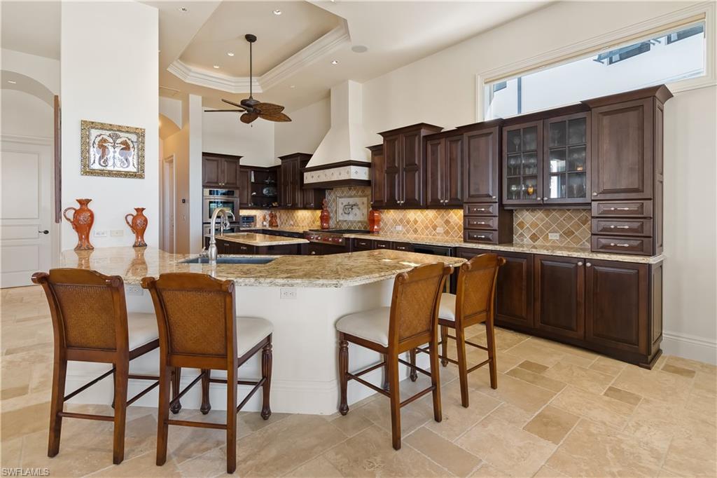 BAREFOOT BEACH - Residential