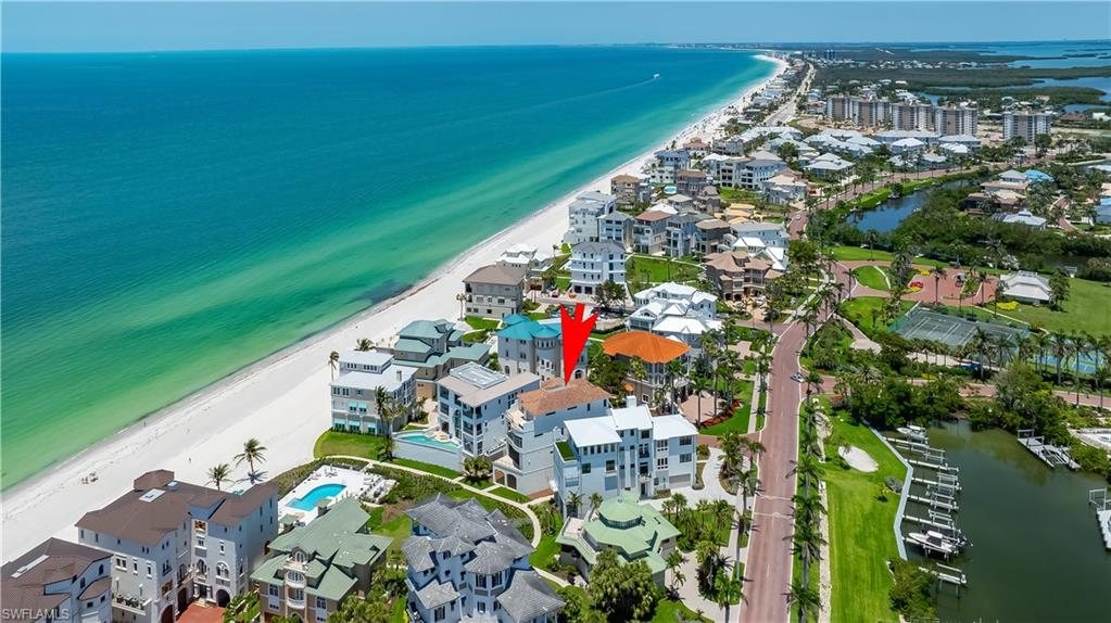 BAREFOOT BEACH - Residential