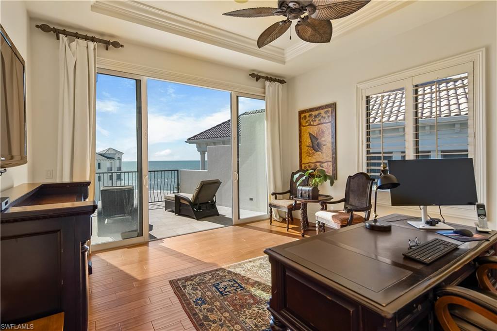 BAREFOOT BEACH - Residential