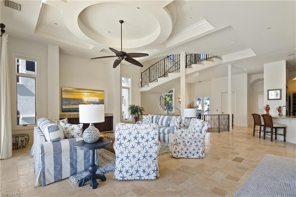 BAREFOOT BEACH - Residential