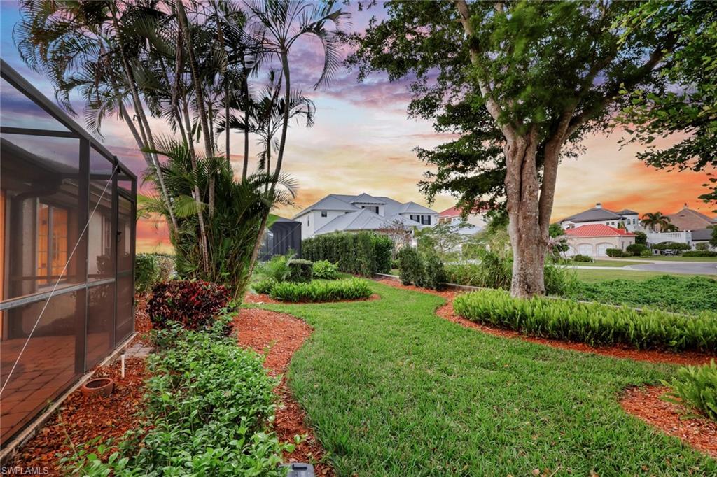 RIVERSIDE YACHT CLUB - Residential