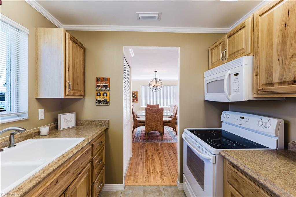 SEMINOLE GARDEN APARTMENTS - Residential