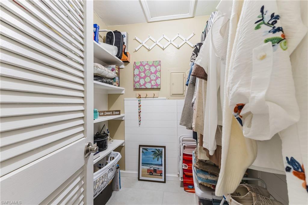 SEMINOLE GARDEN APARTMENTS - Residential