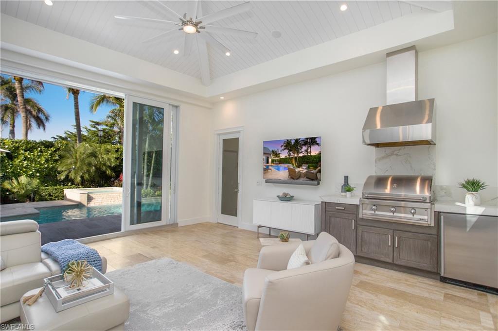 MANGROVE BAY - Residential