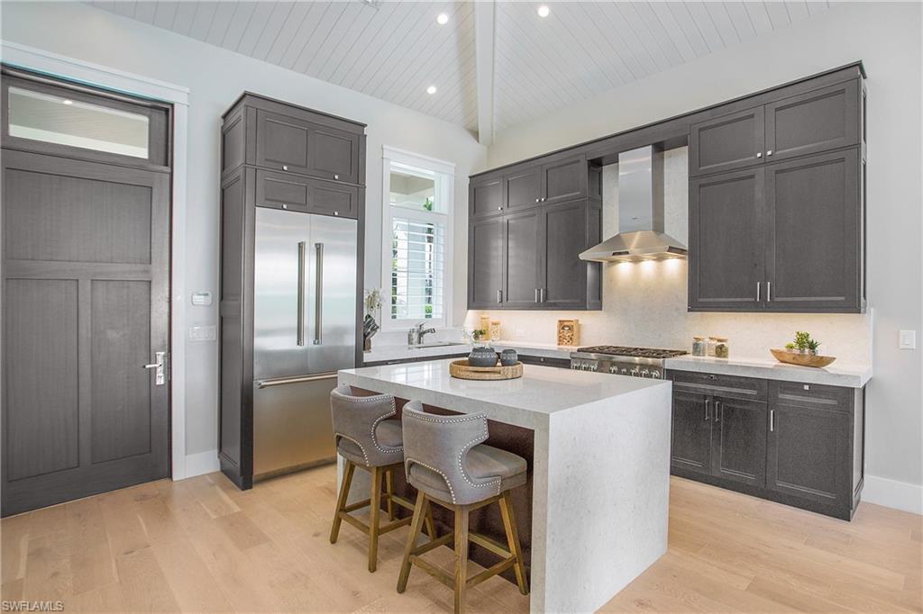 MANGROVE BAY - Residential