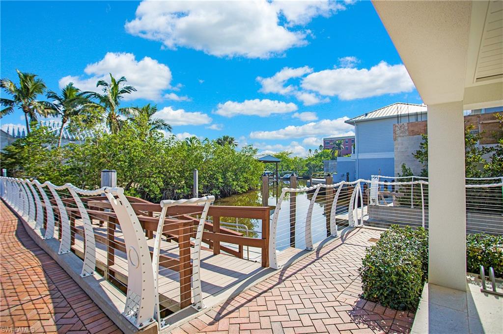 MANGROVE BAY - Residential