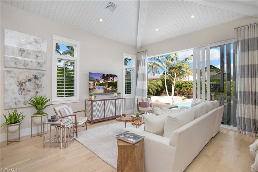 MANGROVE BAY - Residential