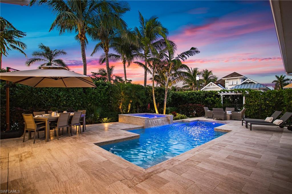 MANGROVE BAY - Residential