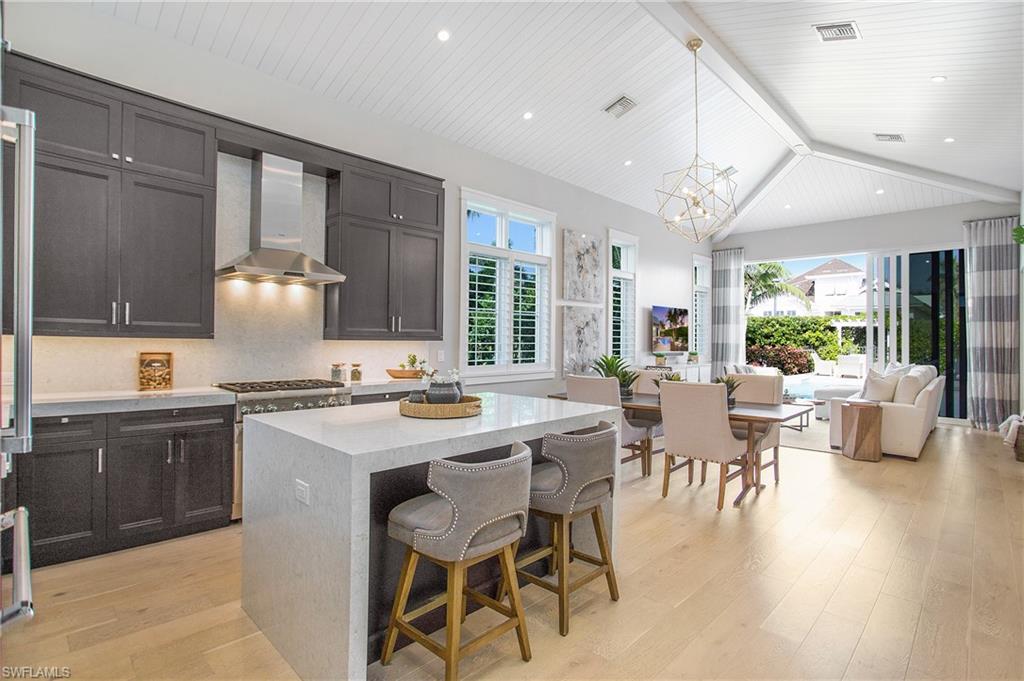 MANGROVE BAY - Residential