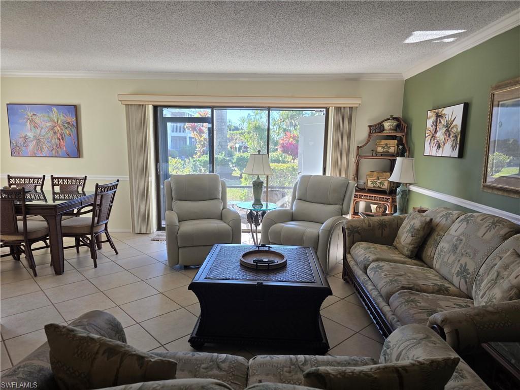 PEPPERTREE POINTE - Residential Lease