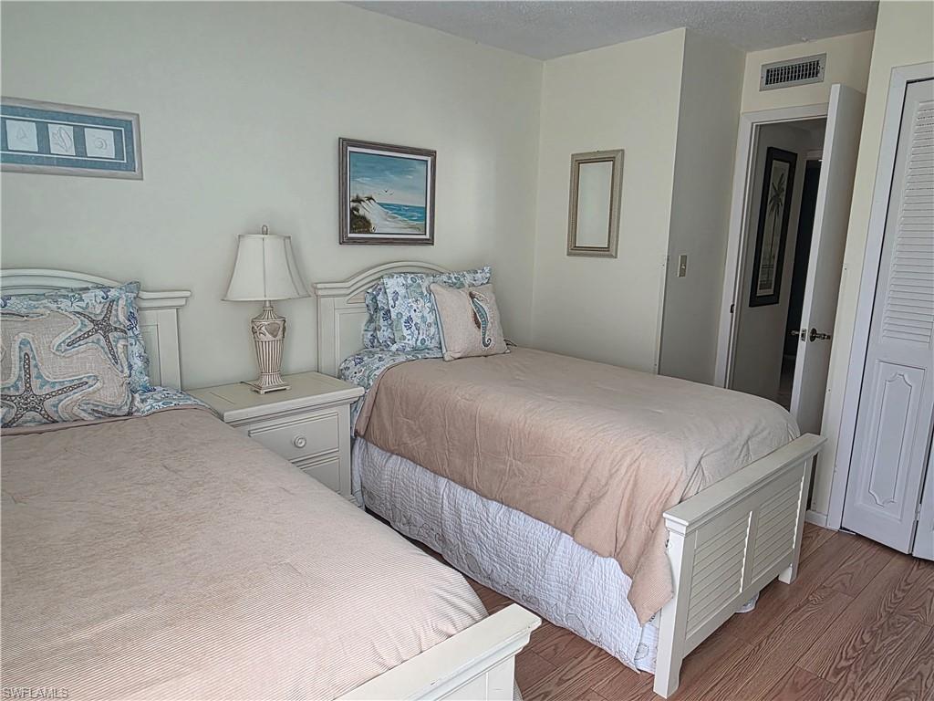 PEPPERTREE POINTE - Residential Lease