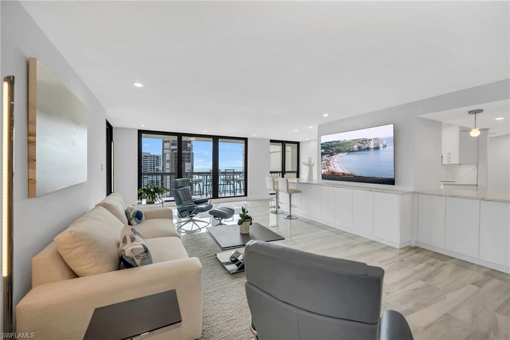 4551 Gulf Shore BLVD N 1805