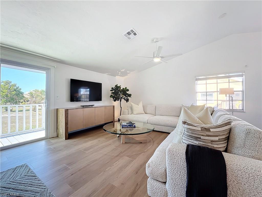 27569 Hickory View DR