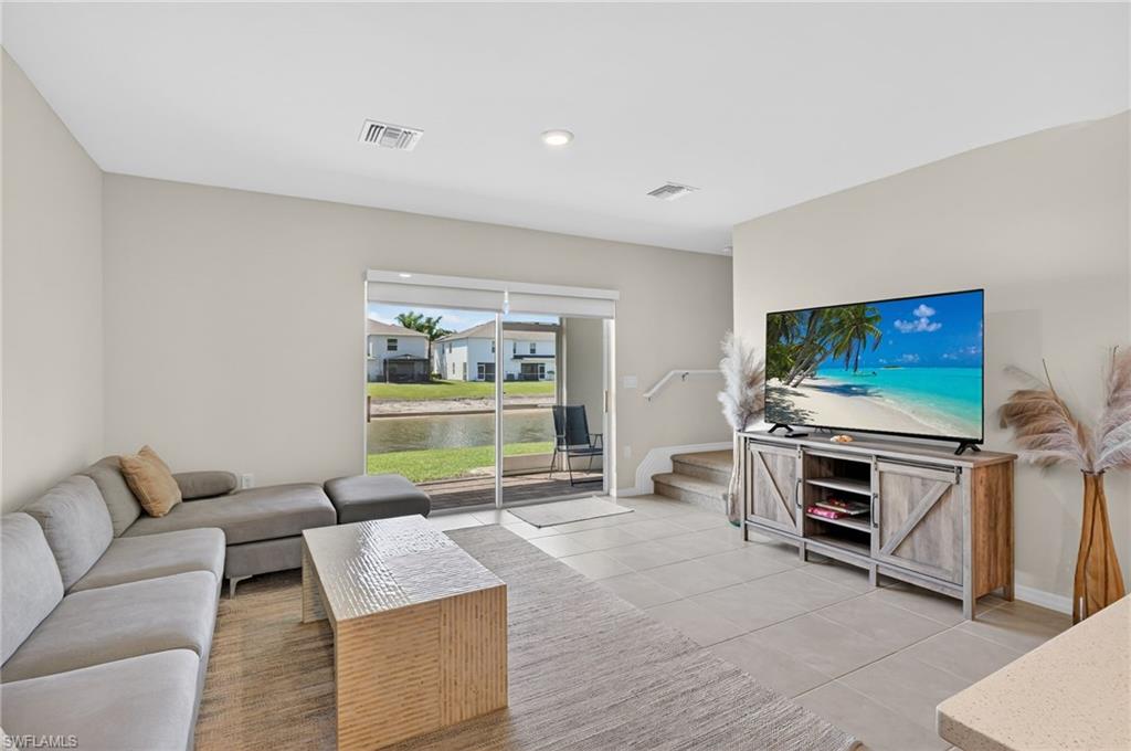 MEADOWOOD - Residential