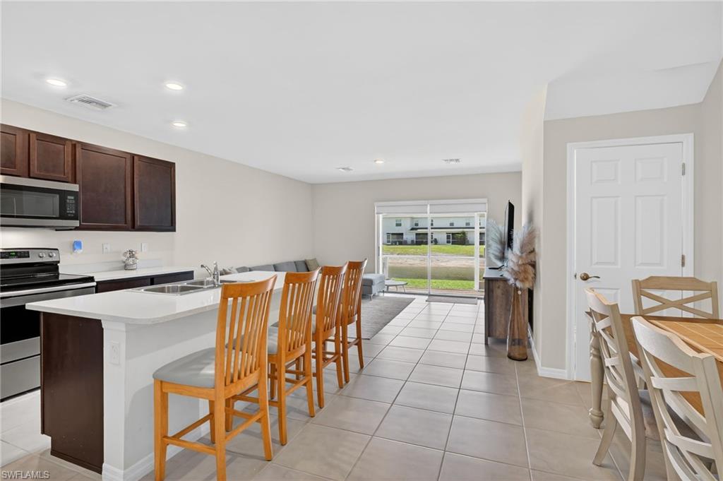 MEADOWOOD - Residential