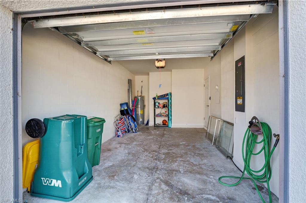 MEADOWOOD - Residential