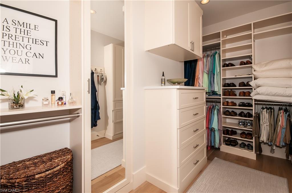 MANGROVE BAY - Residential