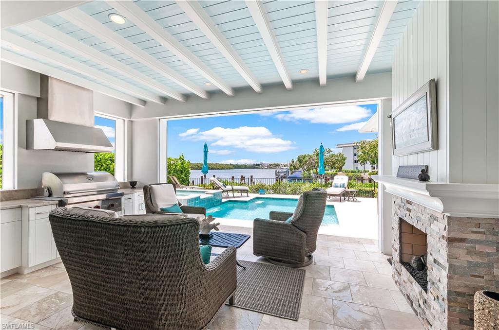 MANGROVE BAY - Residential