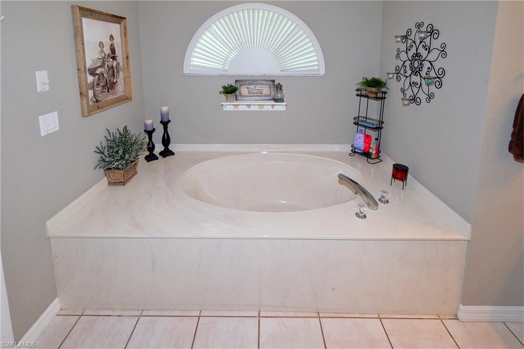 CAPE ROYAL - Residential