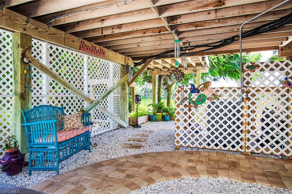 LITTLE LAKE MUREX - Residential