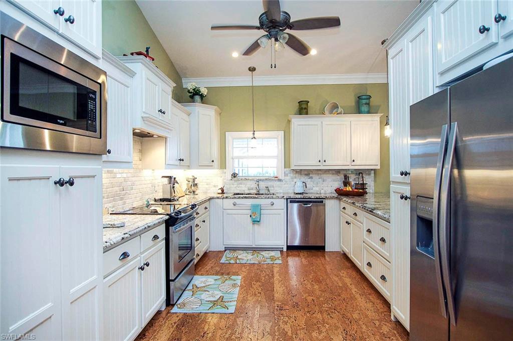 LITTLE LAKE MUREX - Residential