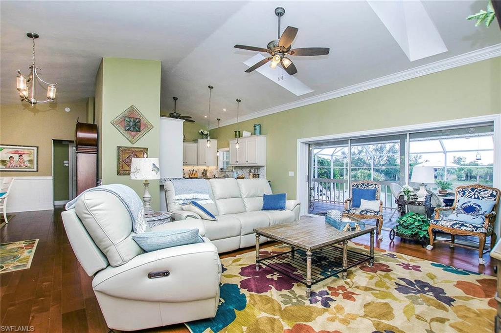 LITTLE LAKE MUREX - Residential