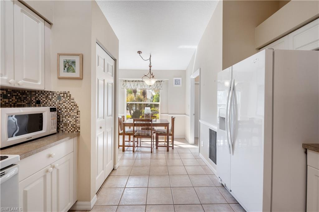 ROYAL VILLAS - Residential