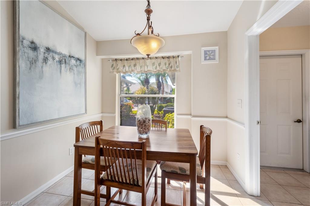 ROYAL VILLAS - Residential